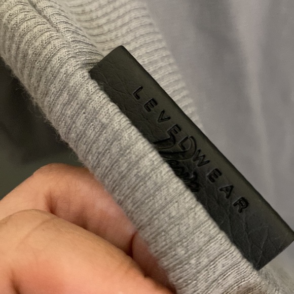 BRAND NEW LA DODGERS LONGSLEEVE small NWT - Picture 9 of 10